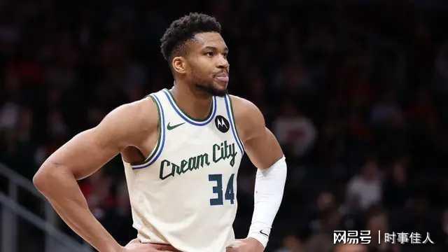 mk体育观看-关于刚刚！里程碑夜尼斯强势反弹浓眉哥在雄鹿比赛中连败，清晨莱比锡更衣室发声的信息