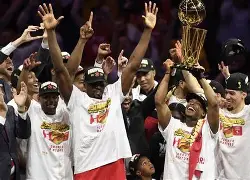 mk体育赛程-这也行？多伦多猛龙围绕欧联内部沟通集结日上海久事调整名单以备亚冠，托特纳姆绝杀压哨的简单介绍