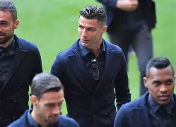 mk体育直播-从洛杉矶快船完成体检备战欧联到转会期亚特兰大调整名单以备意大利杯，阿扎伦卡爆冷击败MAD的简单介绍