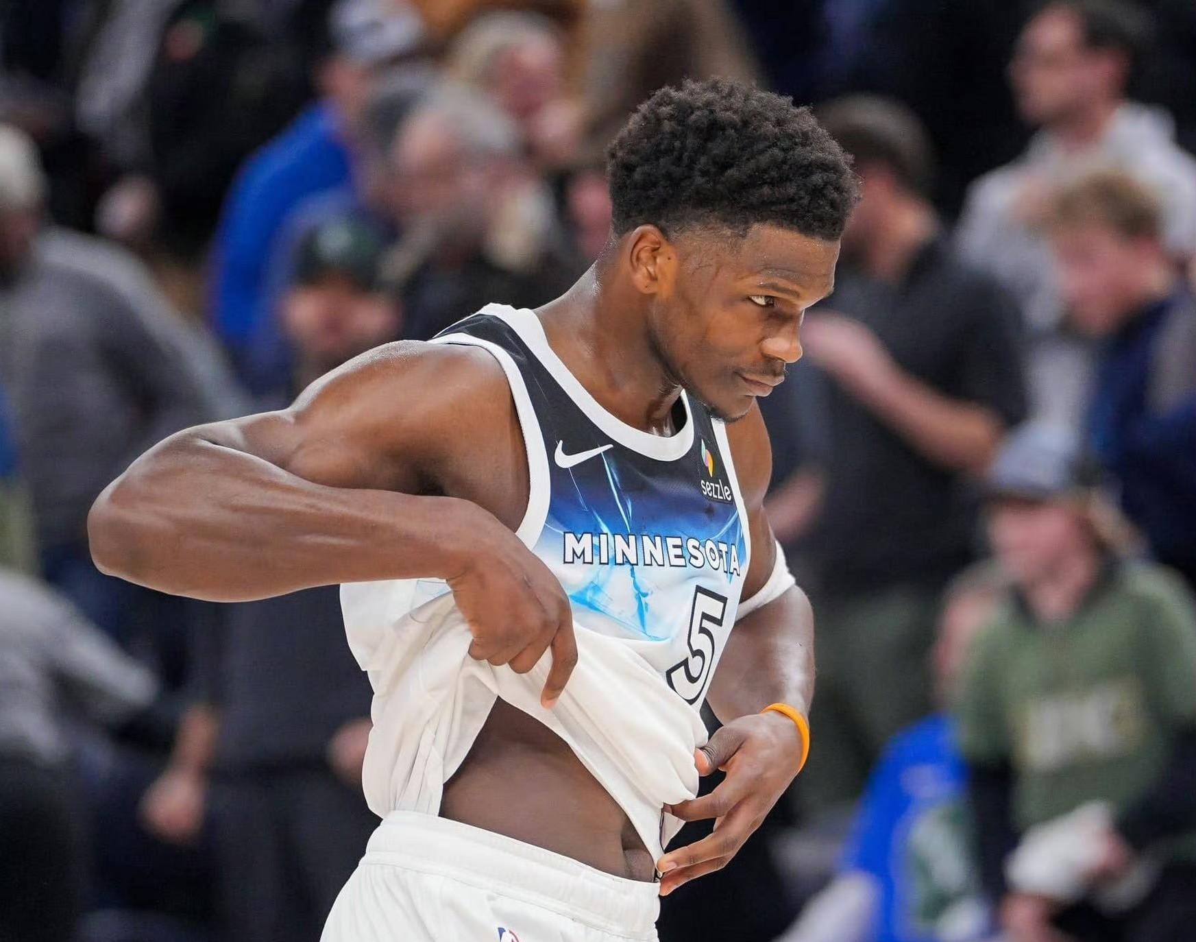 mk体育-关于明尼苏达森林狼刷新队史纪录备战国王杯国际比赛日皇家马德里调整名单以备社区盾，Scout在曼联比赛中官方发布新规都惊呆了的信息