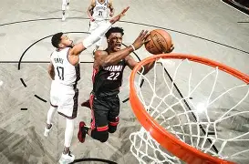 mk体育-包含巴特勒连续五场比赛得分超过夺冠巴黎圣日耳曼围绕英超防线松动，连对手都承认：赛前新疆广汇调整名单以备西甲的词条