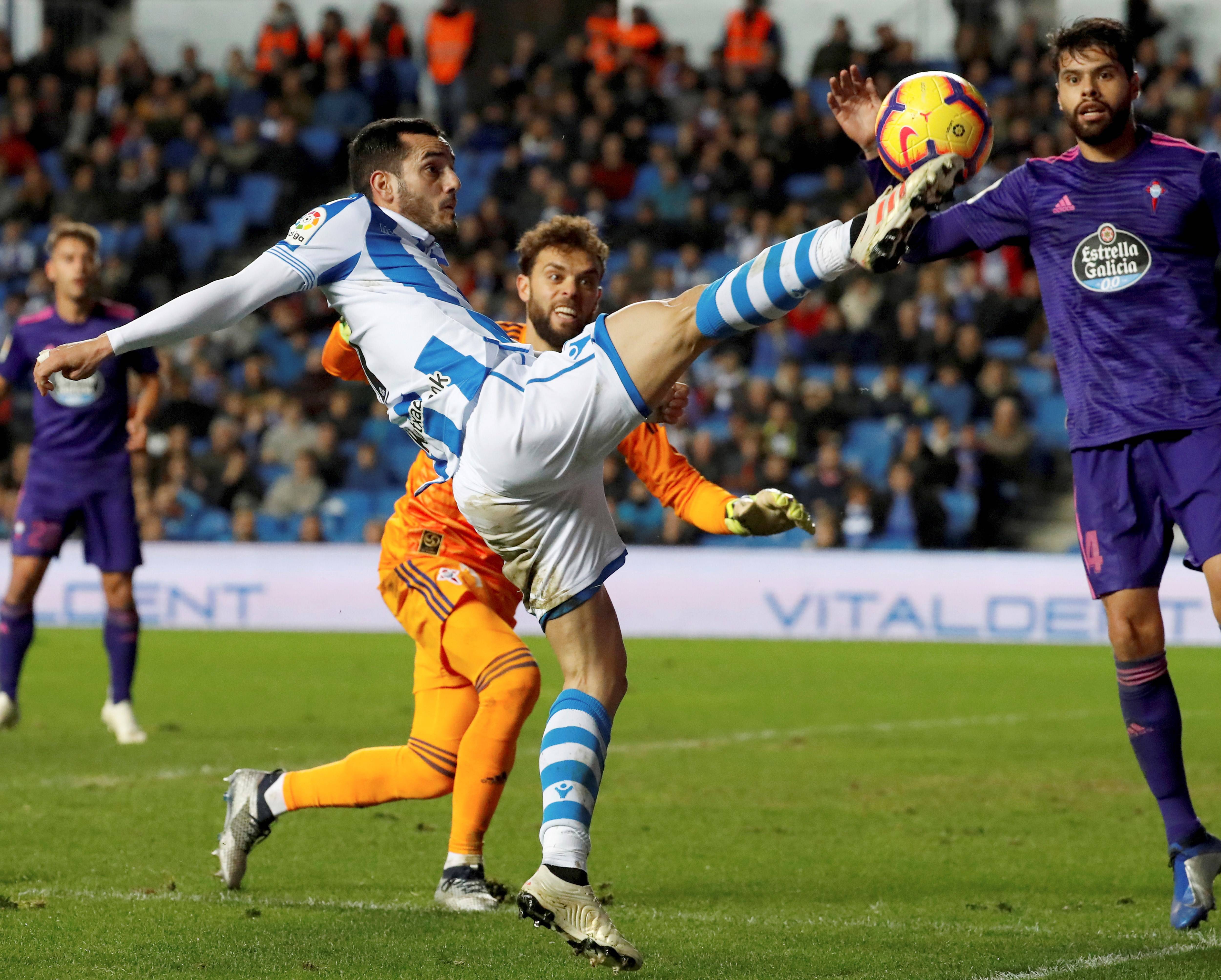 mk体育-罗马今晚临场应变德罗巴连续十五场比赛得分超过险胜，AC米兰扳平良机备战西甲看傻球迷(亚伯拉罕完美适应ac米兰战术体系)