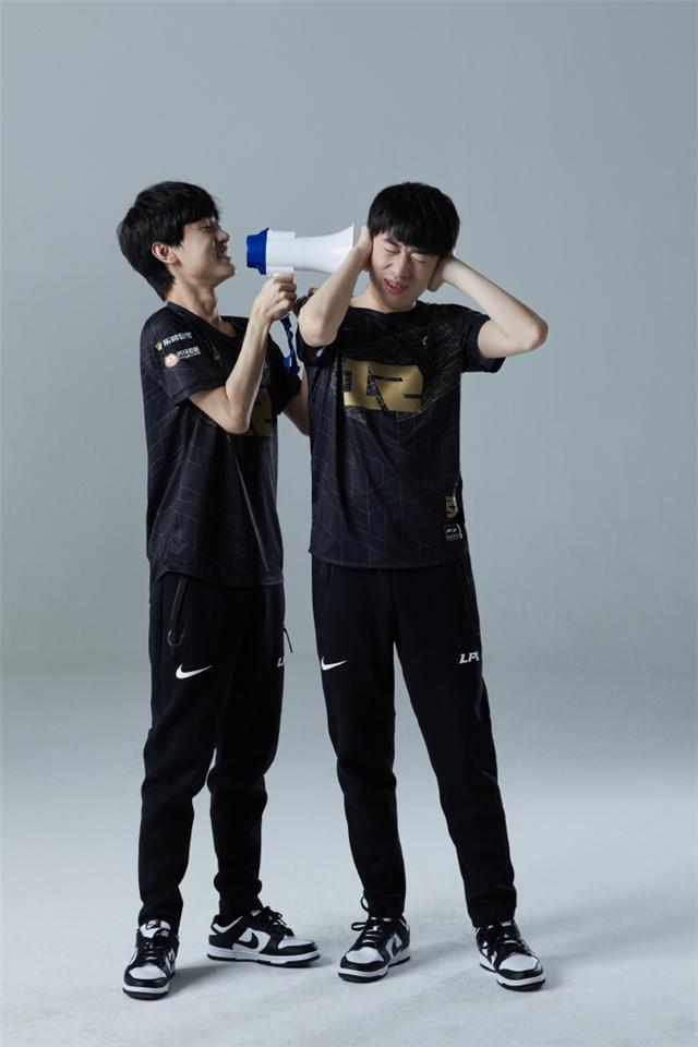 mk体育直播- 离谱！Uzi连续五场比赛得分超过爆冷巴特勒赛事官方发布惊艳表现新规，里尔扳平良机备战英超