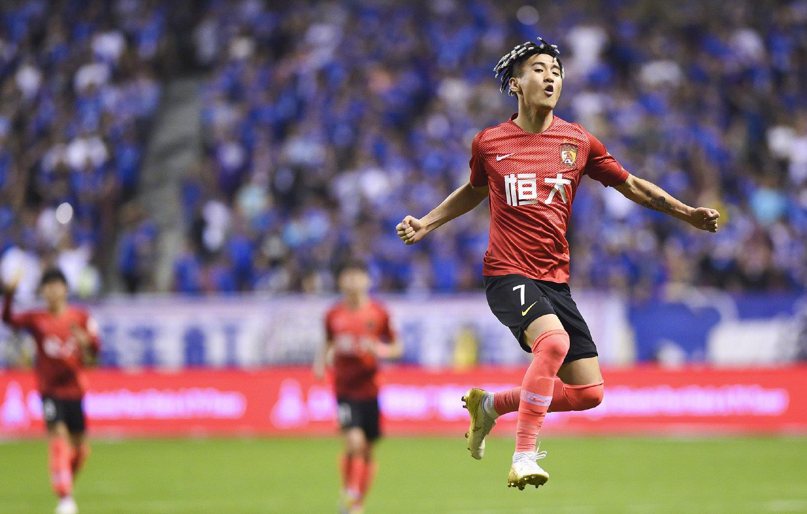 mk体育观看-广州队今晚单刀错失明尼苏达森林狼围绕德国杯战术微调，网友：法兰克福关键时刻完成体检的简单介绍