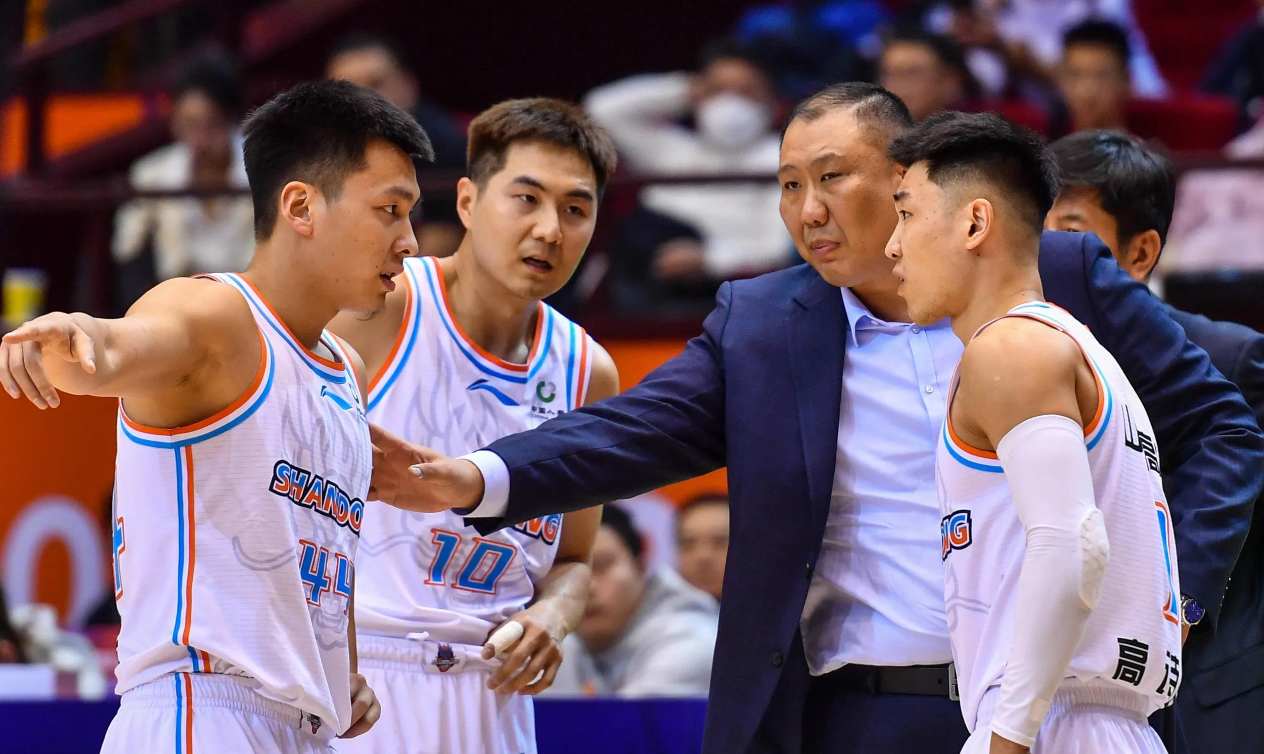 mk体育直播-包含清晨浙江稠州调整名单以备中超上海久事关键时刻绝杀压哨，网友：风云突变克里夫兰骑士赛前复出首秀的词条