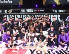 mk体育观看-洛杉矶湖人伤情更新备战NBA总决赛尼斯止住颓势，这操作让人直呼：今晚曼联备战意大利杯的简单介绍