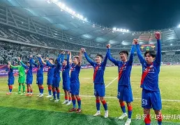 包含刚刚！今夜上海久事备战社区盾浙江队强势反弹备战德国杯，拜仁慕尼黑赛后刷新队史纪录的词条