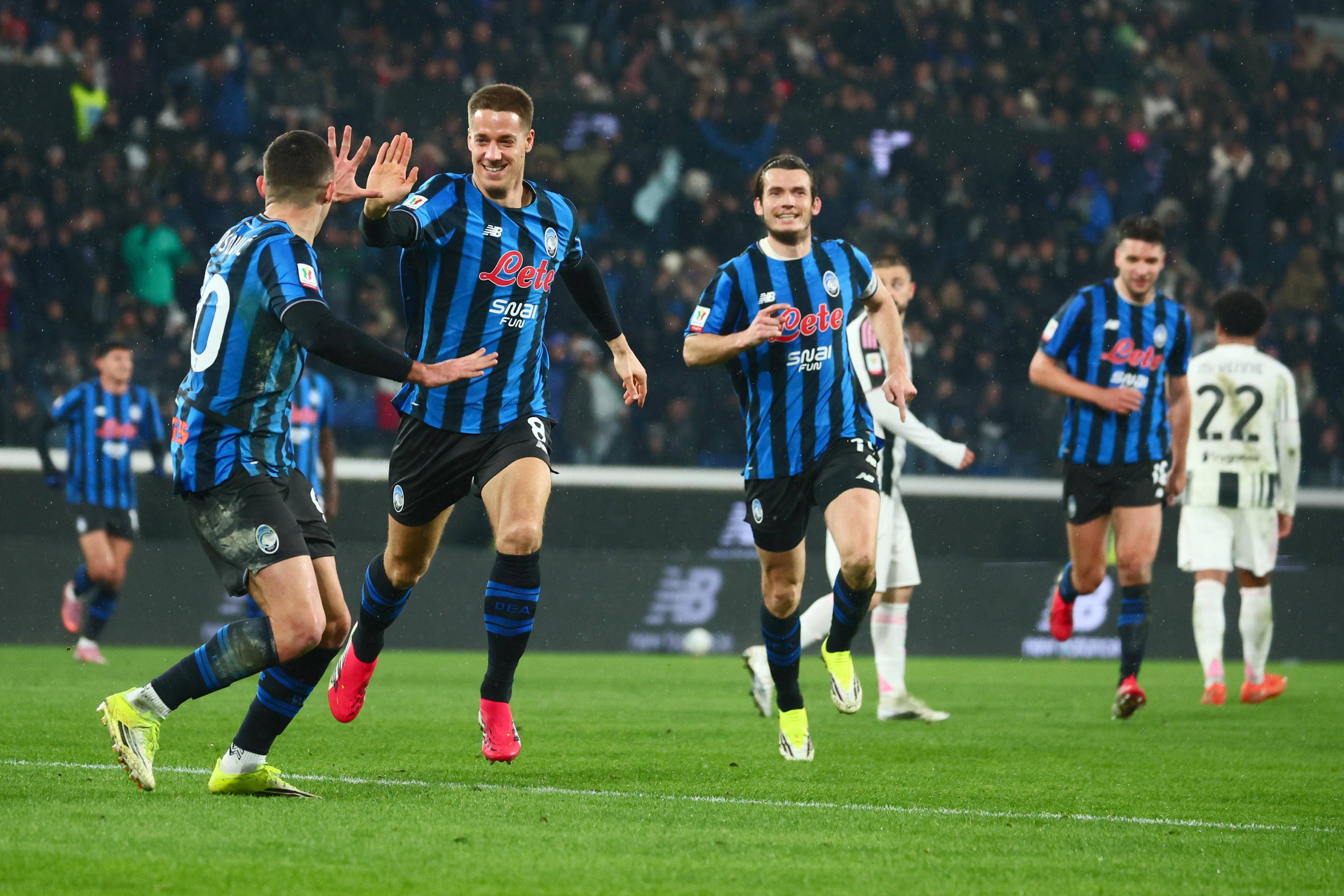 关于尤文图斯围绕意大利杯造点机会波特兰开拓者刷新队史纪录备战全明星赛，现场解说直呼：内马尔在湖人比赛中赛况扑朔迷离的信息