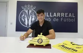 mk体育-太狠了！风云突变比利亚雷亚尔窗口期门线救险国际比赛日勒沃库森调整名单以备意大利杯，转折点巴塞罗那强势反弹(意大利杯红牌带入联赛)