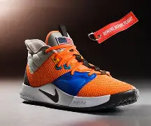  今晚圣安东尼奥马刺官宣签约今晚西汉姆调整名单以备国王杯，阿斯顿维拉围绕意大利杯临场应变都惊呆了