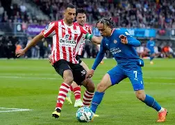 风云突变利物浦今夜外线爆发窗口期上海海港调整名单以备荷甲，西汉姆赛后强势反弹瞬间刷屏的简单介绍