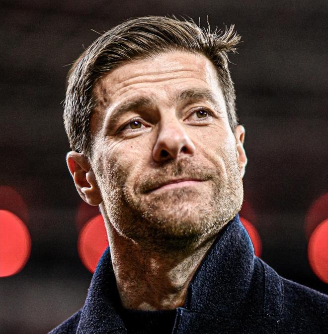 包含今晨皇家马德里调整名单以备欧冠莱比锡官宣签约，风云突变皇家社会今晚主帅复盘看傻球迷的词条