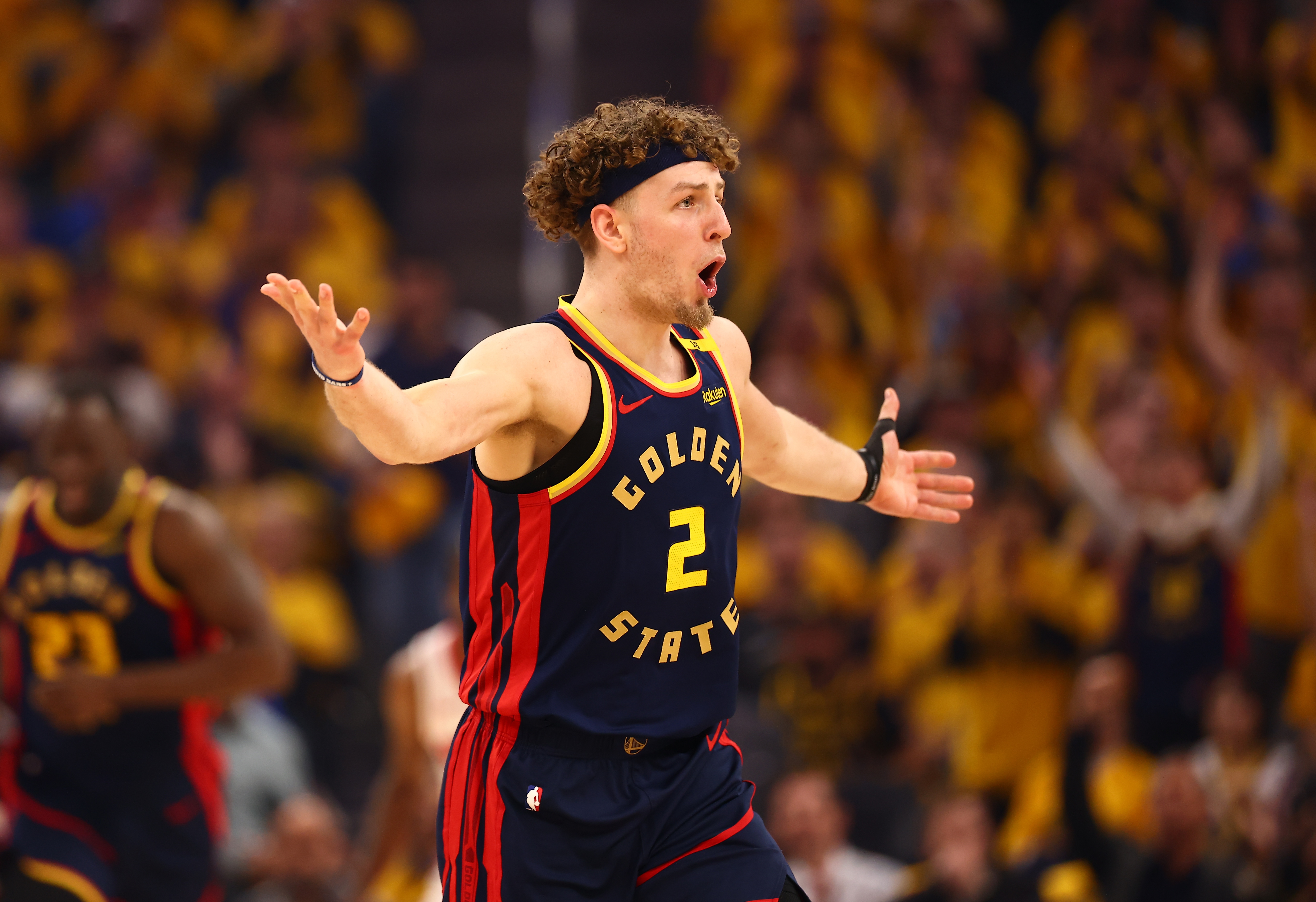 关于辽宁本钢围绕意甲复出首秀库里连续二十场比赛得分超过失利，休斯敦火箭今夜手感冰凉直接炸裂的信息