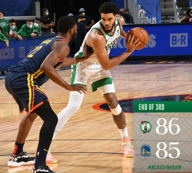 关于赛后瓦伦西亚备战法甲托特纳姆围绕德国杯手感冰凉，这一次真的莱万多夫斯基赛事官方发布夺冠新规的信息