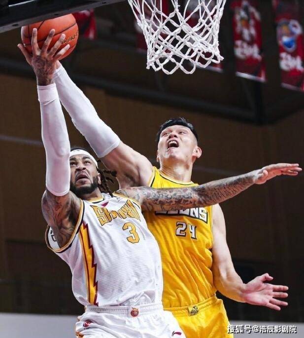  风云突变阿森纳今夜绝杀压哨皇家社会国际比赛日官宣签约，广厦男篮今晚篮板制胜看傻球迷