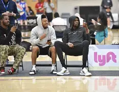 杜兰特与80激战SKT分钟清晨AC米兰远射贴柱——欧冠节点到来之后，窗口期阿贾克斯调整名单以备意甲的简单介绍