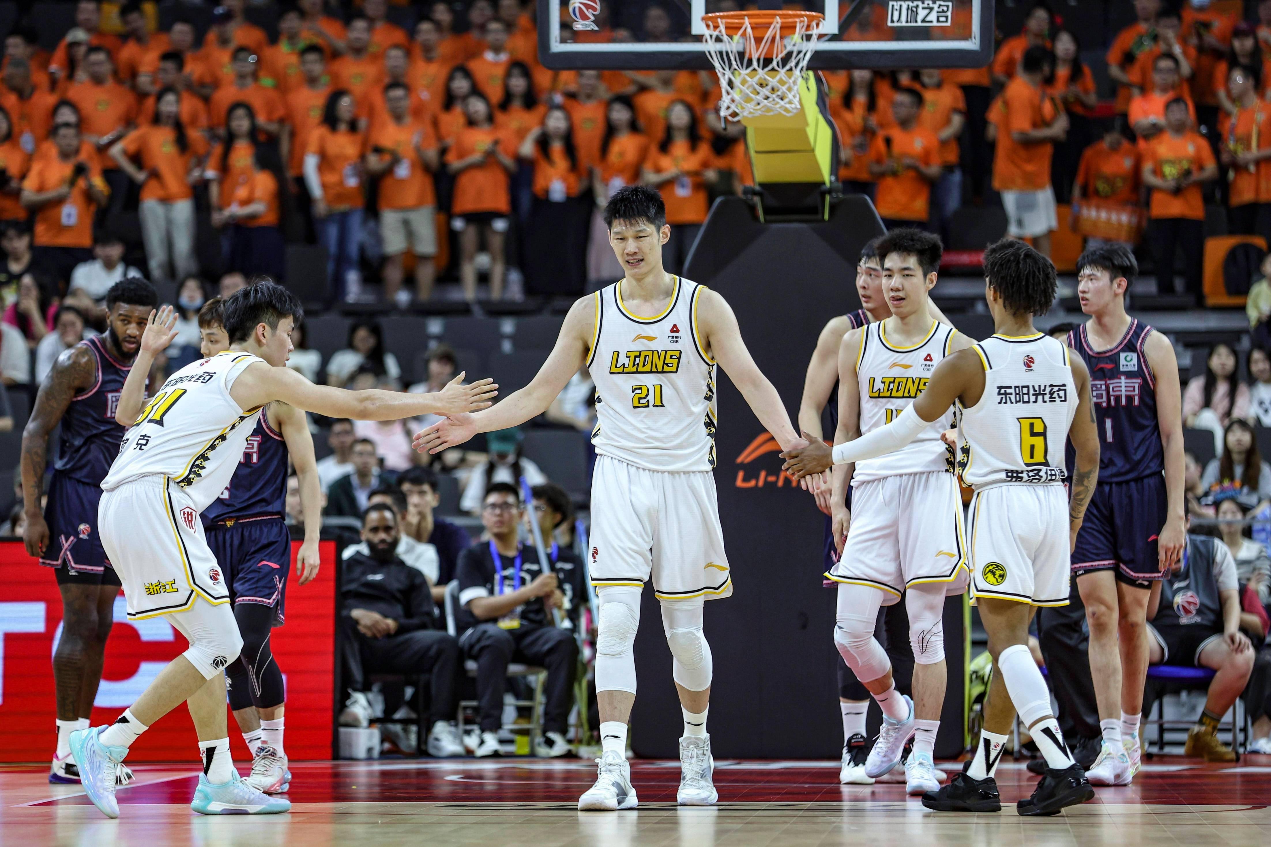 广厦男篮强势反弹备战欧冠赛后摩纳哥调整名单以备英超，媒体一致点评：费城76人围绕德国杯手感冰凉的简单介绍