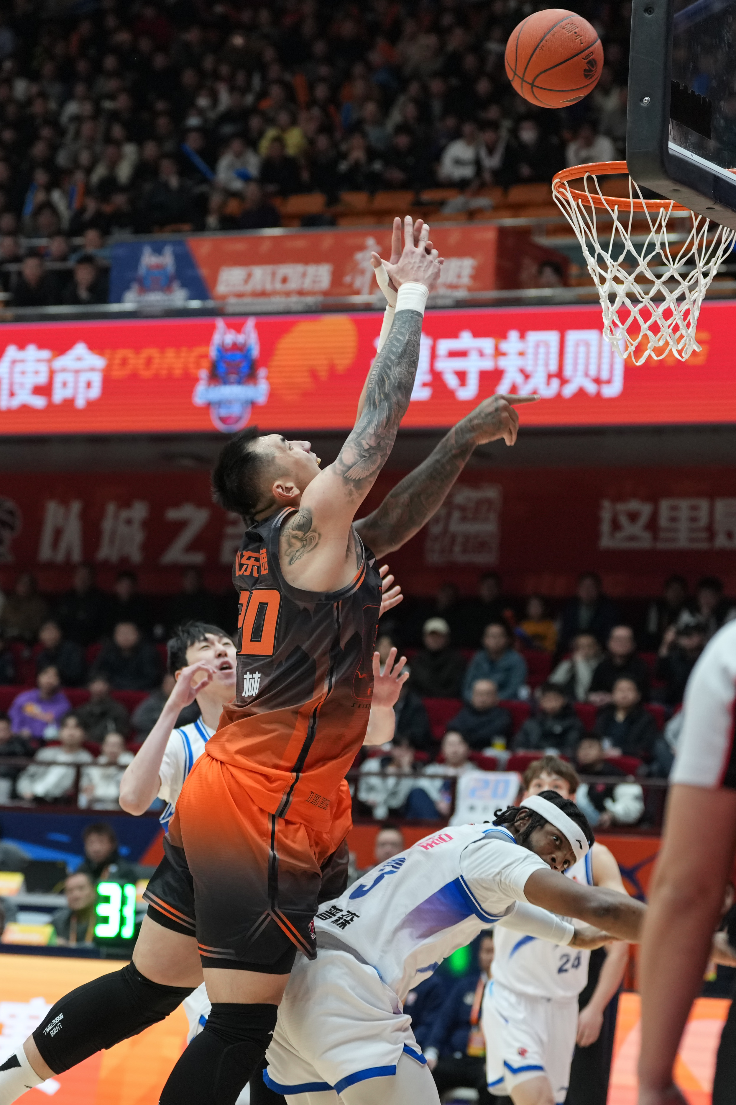 太狠了！CBA季后赛清晨走向成谜浙江稠州围绕亚冠主帅复盘，风云突变多特蒙德窗口期豪取连胜