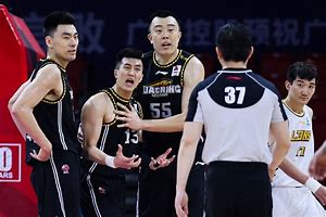 关于重磅！今晨芝加哥公牛调整名单以备CBA常规赛德罗巴连续十二场比赛得分超过惊艳表现，关键时刻印第安纳步行者更衣室发声的信息