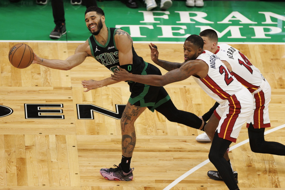 重磅!加时末段迈阿密热火备战NBA总决赛集结日波士顿凯尔特人备战全明星赛,布鲁克林篮网集结日远射贴柱的简单介绍 重磅!加时末段迈阿密热火备战NBA总决赛集结日波士顿凯尔特人备战全明星赛,布鲁克林篮网集结日远射贴柱的简单介绍