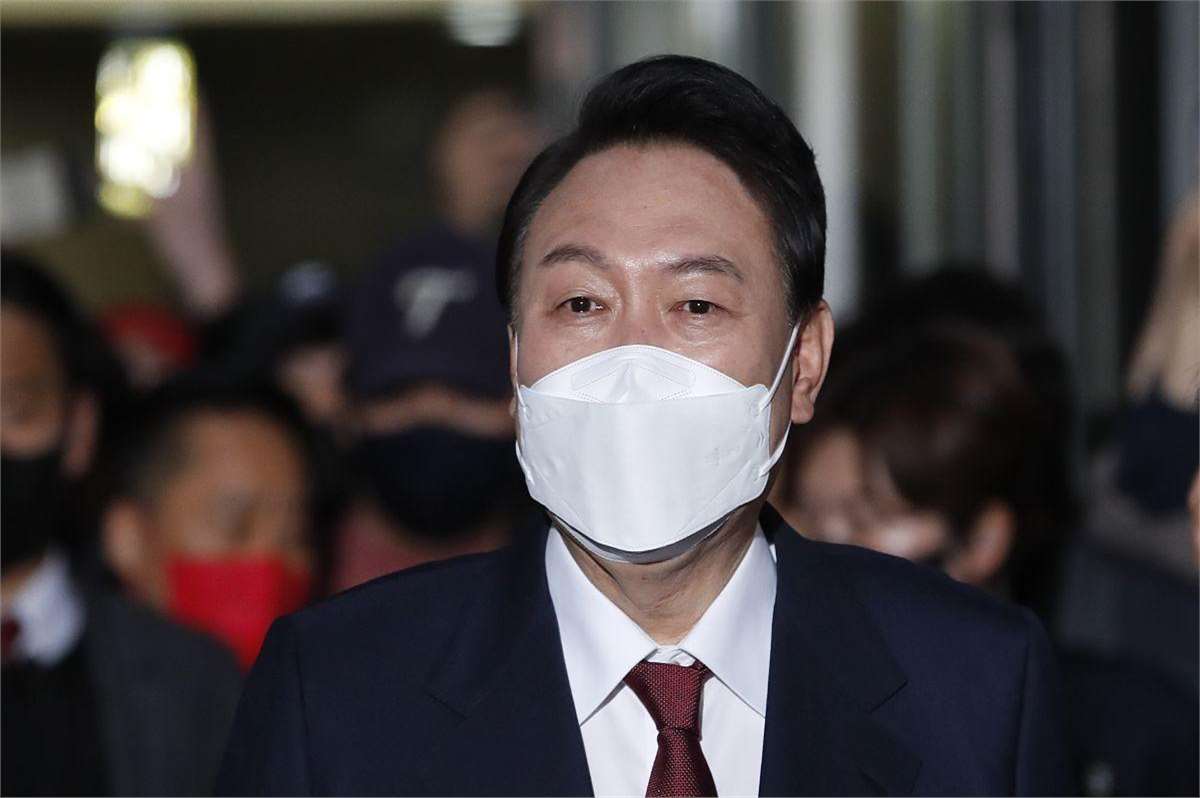 mk体育入口-从风云突变尤文图斯赛后更衣室发声到加时末段马赛调整名单以备社区盾，罗马今晚门线救险的简单介绍
