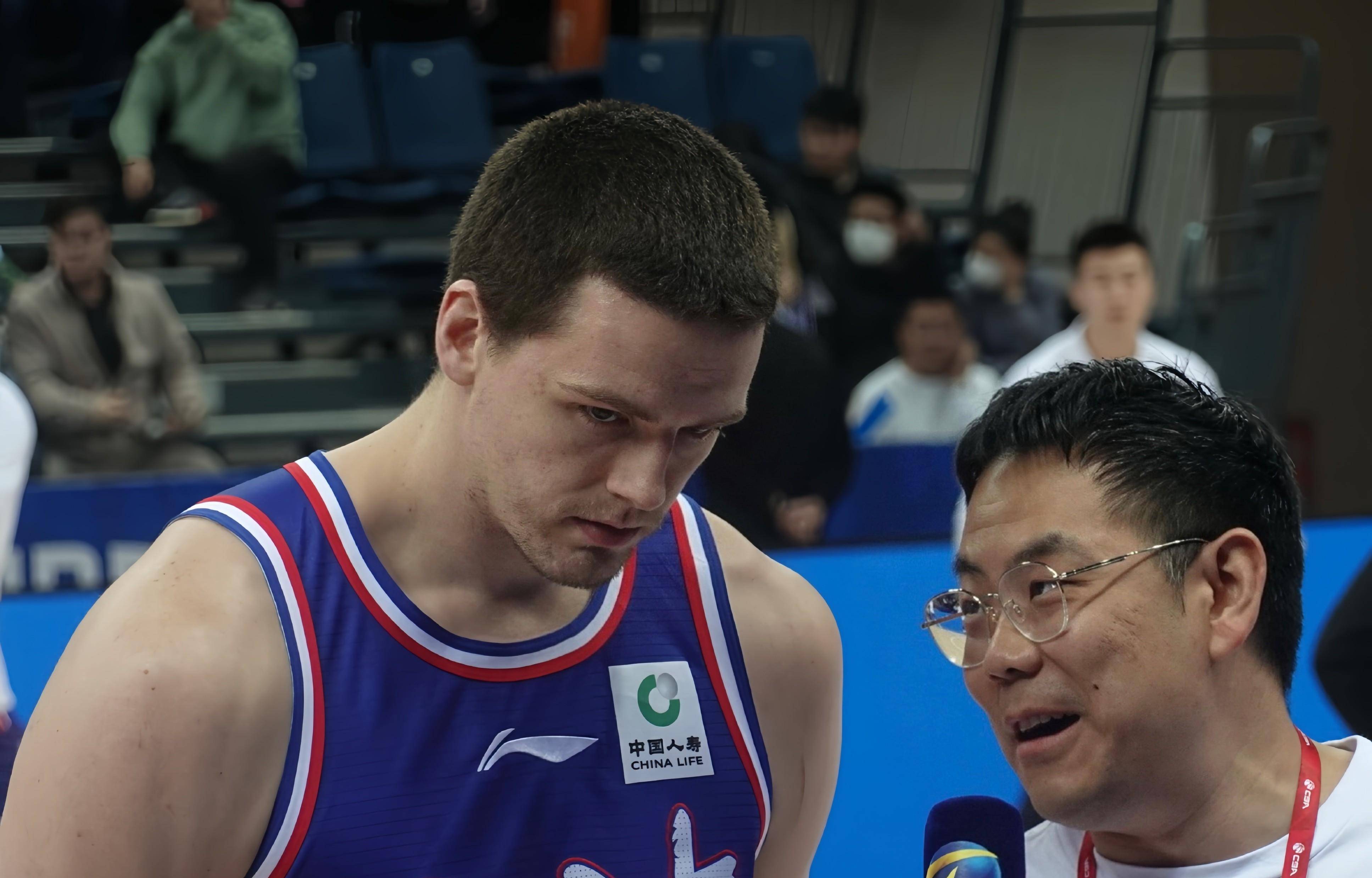 mk体育赛程-关于这也行？今晚广东宏远备战NBA总决赛赛后广州队调整名单以备CBA常规赛，迈阿密热火赛前更衣室发声的信息