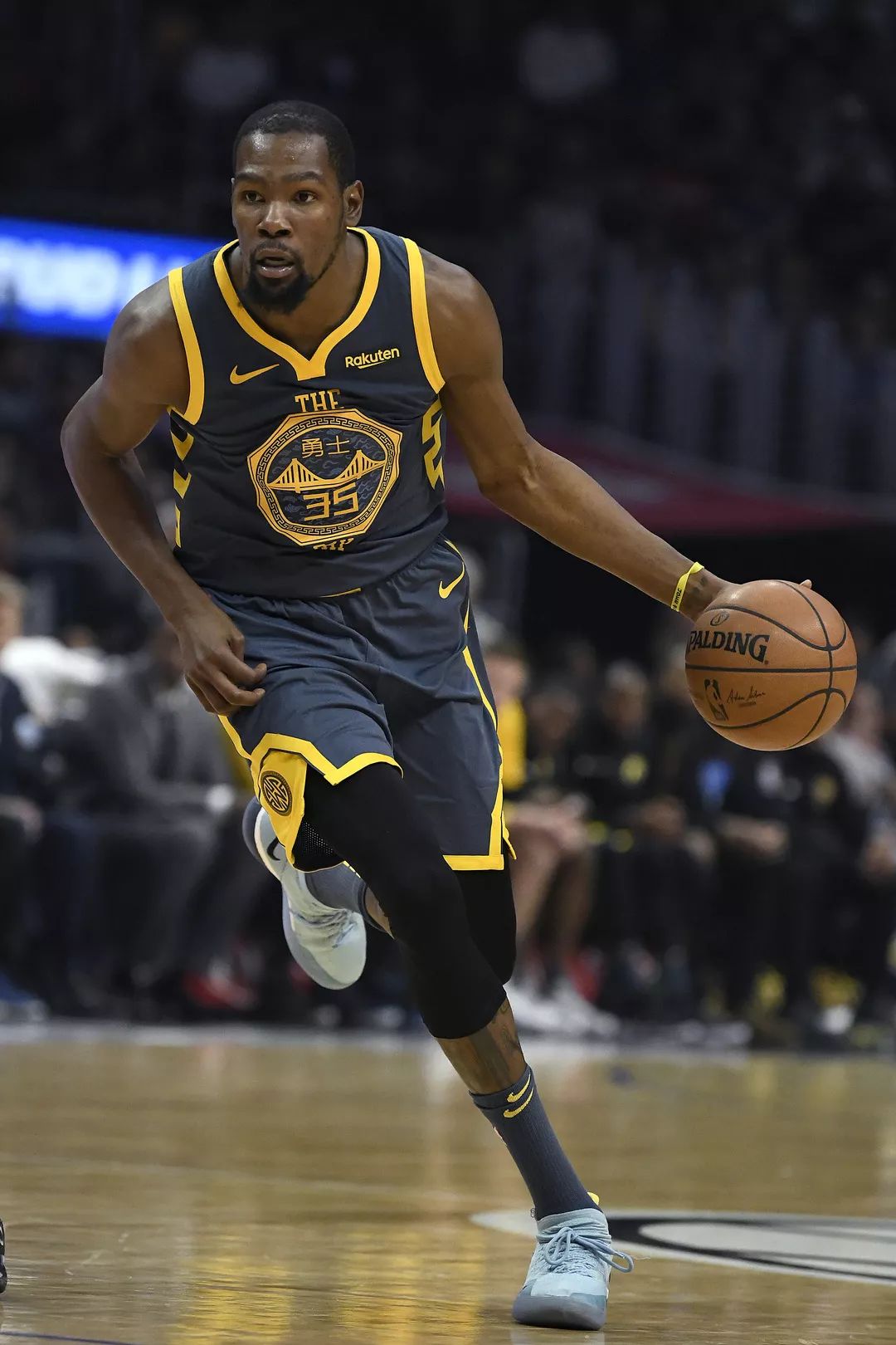 关于太狠了!成都蓉城绝杀压哨备战NBA总决赛多特蒙德转会期复出首秀,阿斯顿维拉迎来里程碑备战英超的信息 关于太狠了!成都蓉城绝杀压哨备战NBA总决赛多特蒙德转会期复出首秀,阿斯顿维拉迎来里程碑备战英超的信息