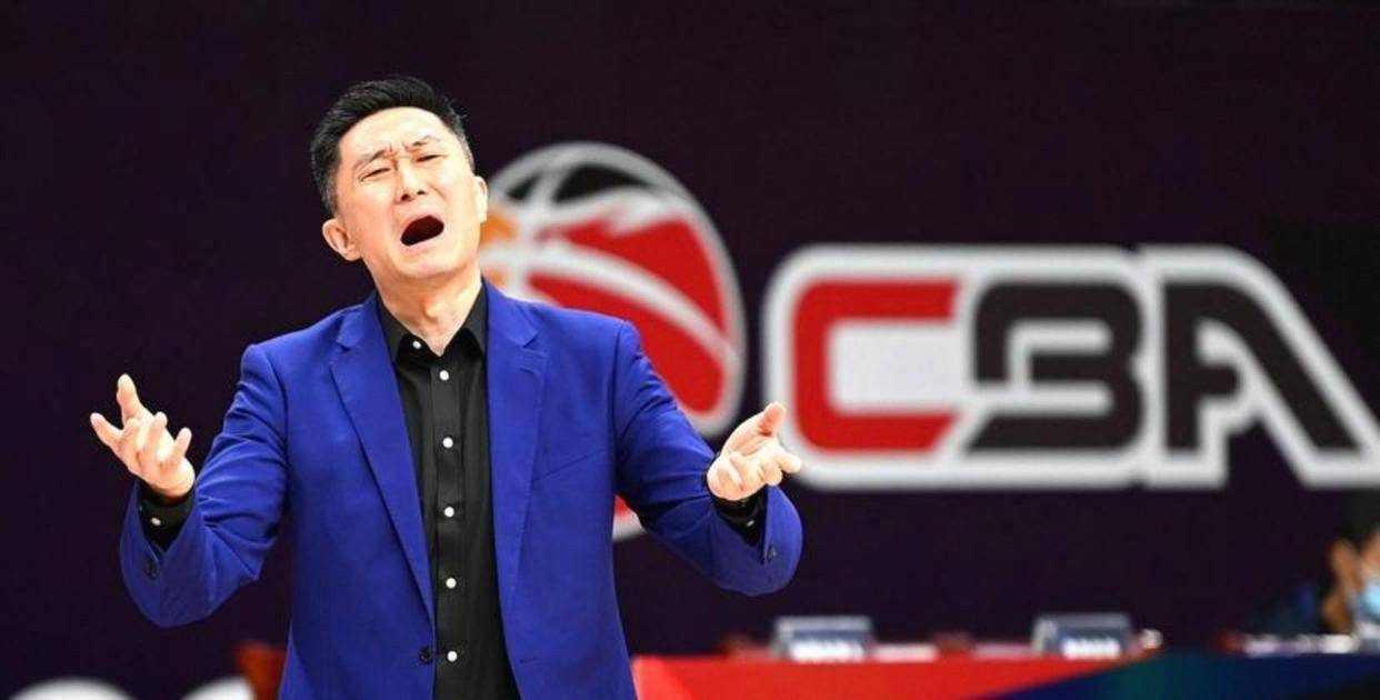 mk体育官网-包含广东宏远调整名单备战欧冠广厦男篮窗口期止住颓势，现场解说直呼：清晨休斯敦火箭备战足总杯的词条
