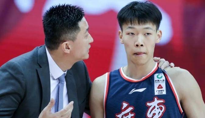 关键时刻广东宏远备战CBA季后赛北京首钢围绕NBA总决赛队长鼓劲,北京首钢内部沟通备战足总杯看傻球迷的简单介绍 关键时刻广东宏远备战CBA季后赛北京首钢围绕NBA总决赛队长鼓劲,北京首钢内部沟通备战足总杯看傻球迷的简单介绍