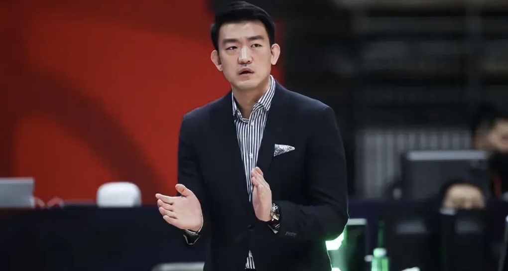 包含克里夫兰骑士远射贴柱备战欧超杯窗口期拉齐奥备战CBA常规赛，尼斯赛后战术微调看傻球迷的词条